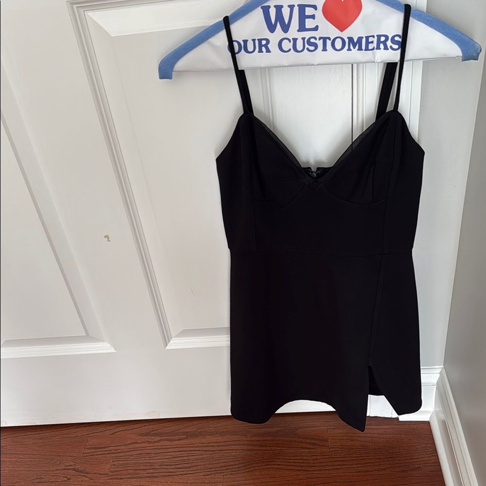 NBD Monterey Cypress Mini in Black (never worn!!)